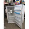 Image 2 : Frigidaire All Freezer - 33" Wide