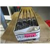 Image 1 : 4 Dozen New 1 1/2" Oval Artist Paint Brushes
