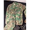 Image 3 : Two woodland camouflage American jackets and pants and size 10.5 boots and size 9 booths