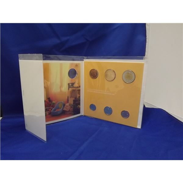 2012 "YOUR NEW BABY" COMMEMORATIVE ROYAL CNDN MINT COIN SET