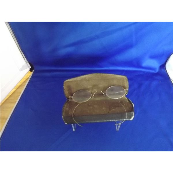 ANTIQUE EYEGLASSES