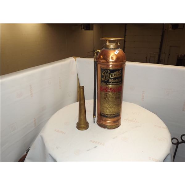 VINTAGE PYRENE COPPER & BRASS SODA CID FIRE EXTINGUISHER W/ BRASS