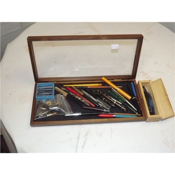 1 DISPLAY CASE OF FOUNTIAN PENS WITH ACCESSORIES