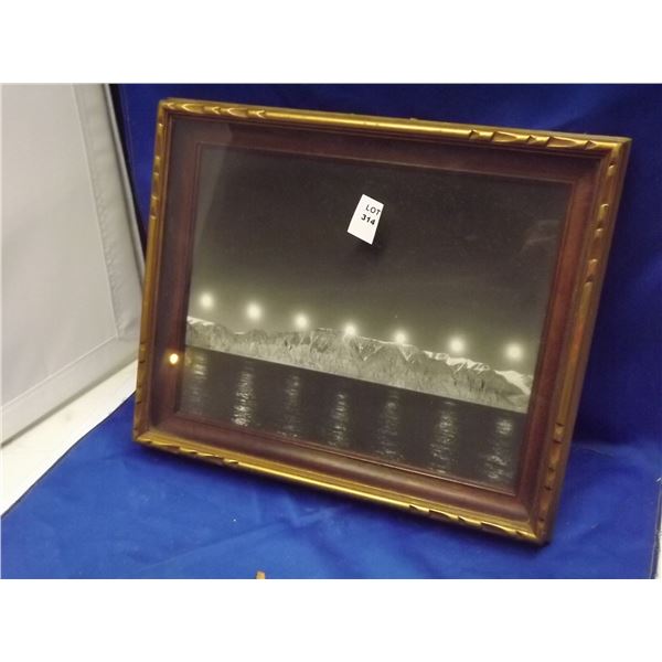 UNIQUE BLACK AND WHITE PHOTO, MIDNIGHT SUN