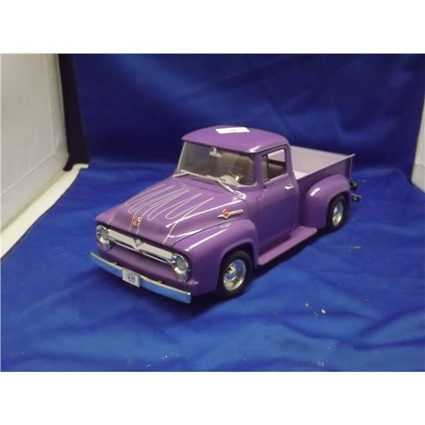 DIE CAST 1956 FORD PICKUP