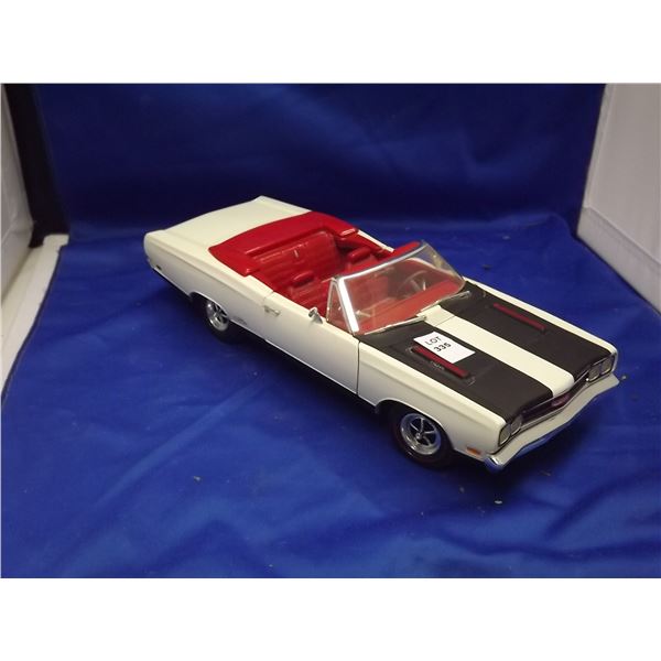 DIE CAST 1969 PLYMOTH GTX