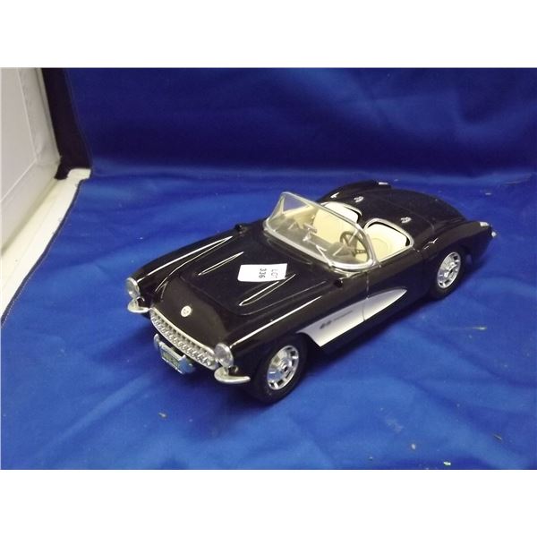 DIE CAST 1957 CORVETTE