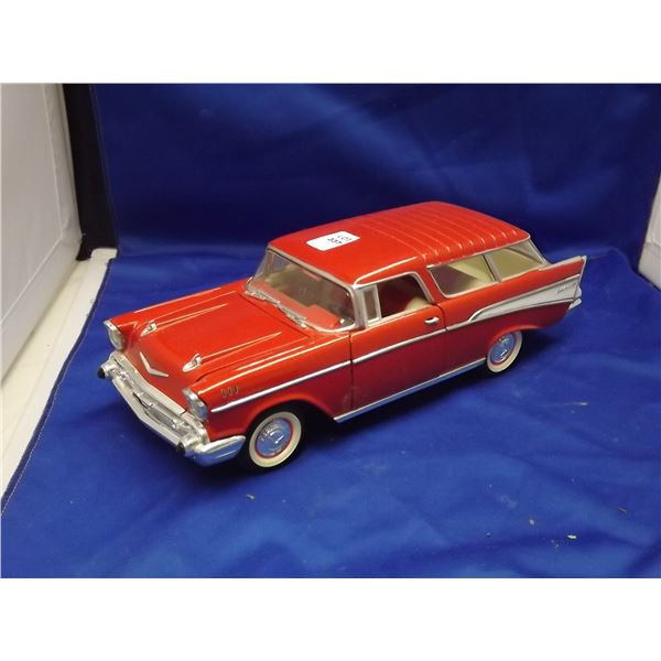 DIE CAST 1957 NOMAD CHEVY WAGON