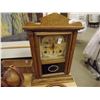 Image 1 : 1 WIND UP MATLE CLOCK MADE IN USA