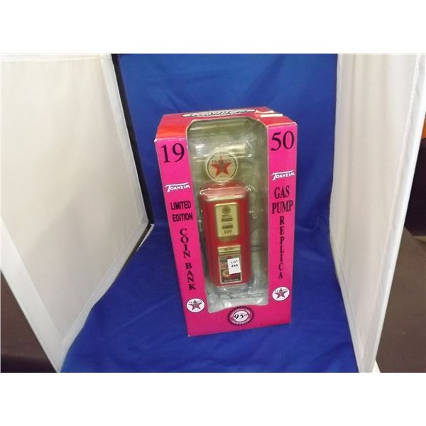 DIE CAST 1959 GAS PUMP COIN BANK