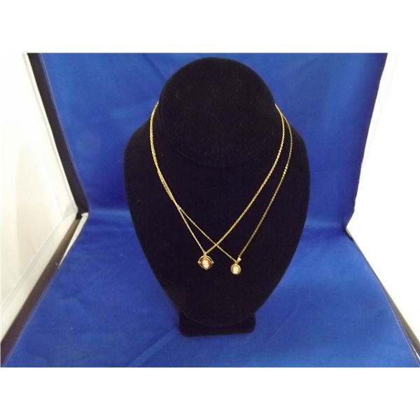 2 SMALL CAMO NECKLACES