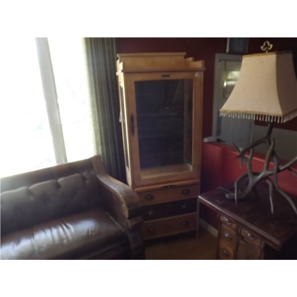 ANTIQUE MEDICAL CABINET BY INGRAM AND BELL LIMITED HOSPITAL AND PHYCISIAN SUPPLIES