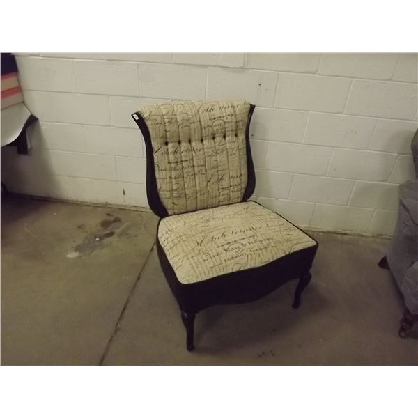 ANTIQUE LARGE SLIPPER CHAIR