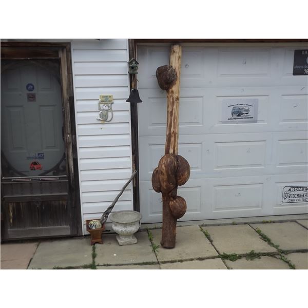 LOG WITH 4 BURL