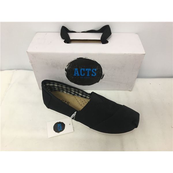 Acts ladies shoes 7.5