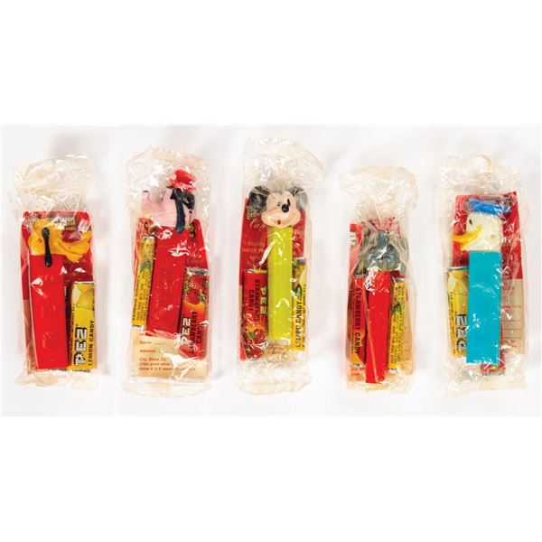 Set of (5) Disney Pez Dispensers.