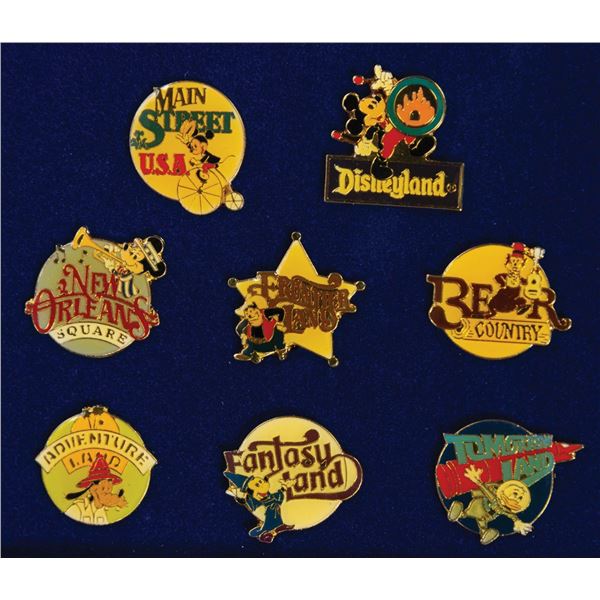 その他 1986 Disneyland Commemorative Pin Set Disneyland 1986 Commemorative Pin Set.