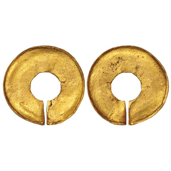 Ancient India: Megalithic cultures in the Deccan, gold ornamental diskette, (2000-1500 BC), 2.61g.