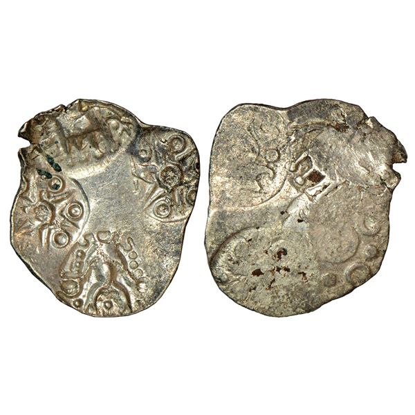 Ancient India: Archaic silver punch-marked coin, Tapi-Wainganga Valley region, ½ Karshapana, 1.60g