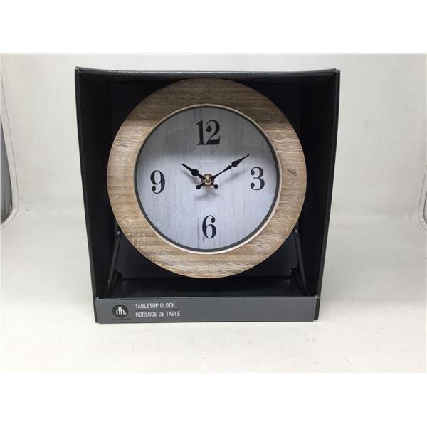 Hometrends Tabletop Clock (21cm x 10.5cm x 22cm)