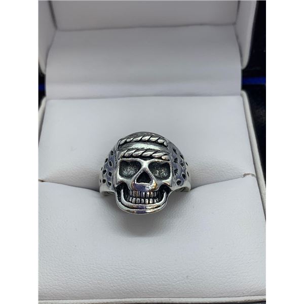 Gents skull ring, size 8.5