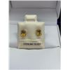 Image 1 : 14 K GOLD  Oval Citrine Stud Earrings