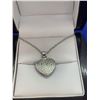 Image 3 : Titanic Silver heart shaped necklace with blue gemstone