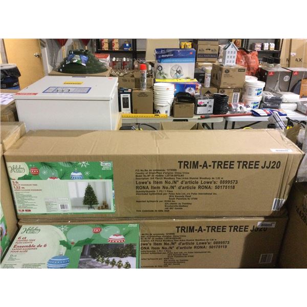 Holiday Living 5ft Pre-Lit Woodbury Tree