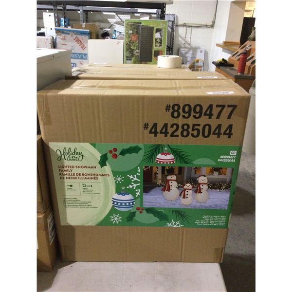 Holiday Living Lighted Snowman Family