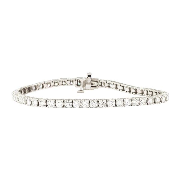 5.50 ctw Round Brilliant Cut Diamond Tennis Bracelet - 14KT White Gold