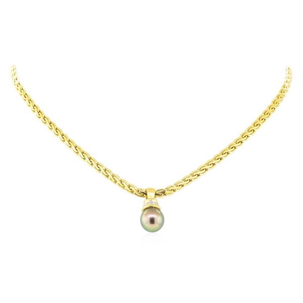 0.08 ctw Diamond and Pearl Pendant & Chain - 18KT Yellow Gold