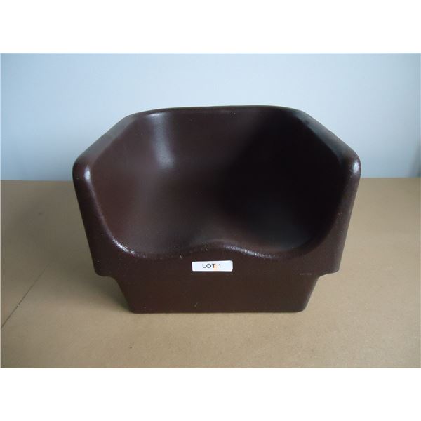 Cambro Booster Seat