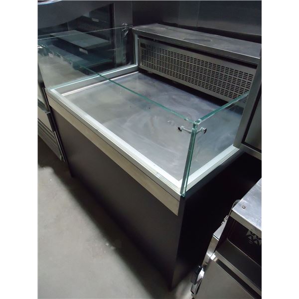 USED Grab and Go 40" Display Cooler