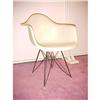 Image 1 : HERMAN MILLER ARM CHAIR EIFFEL BASE