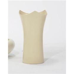 Marilyn Kay Austin planter with buff glaze