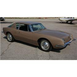 Avanti - "R-1" sports coupe Raymond Loewy