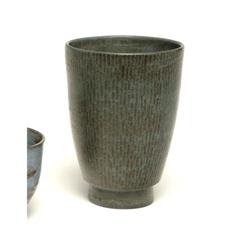 Laura Andreson - Monumental matt glazed ea