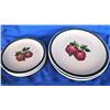 Image 1 : Dishes/4 Dinner and 4 Side Plates Apple Design
