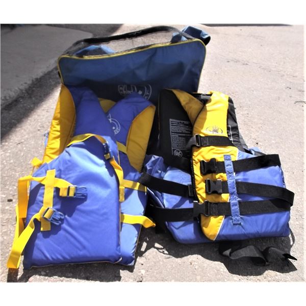 Bag of Lifejackets (2 XXL, 2 Universal)