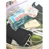 Image 2 : Shoe Bag and Assorted Sewing Supplies