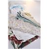 Image 2 : Box of Assorted Linens