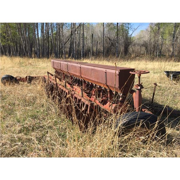 Massey Ferguson - Farm Equipment  - PICK UP ONLY