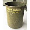 Image 1 : Military Container