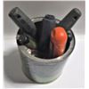 Image 2 : Tin of Screwdrivers