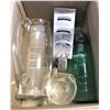 Image 1 : Box of Kitchen Items