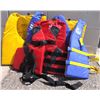 Image 1 : Three Life Jackets - 1 4XL, 2 Universal