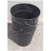 Image 1 : Three Berry Buckets