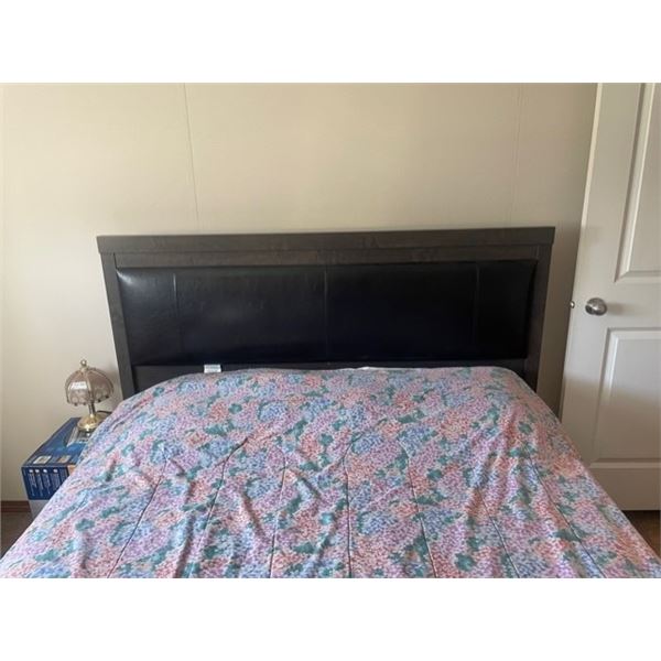 Sleigh Style Queen Size Bed and Mattress