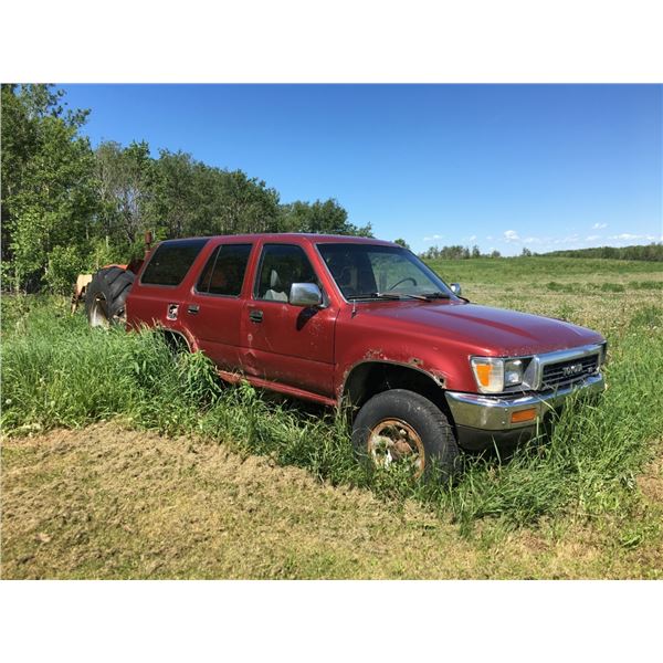 Toyota SUV - PICK UP ONLY AT FARM