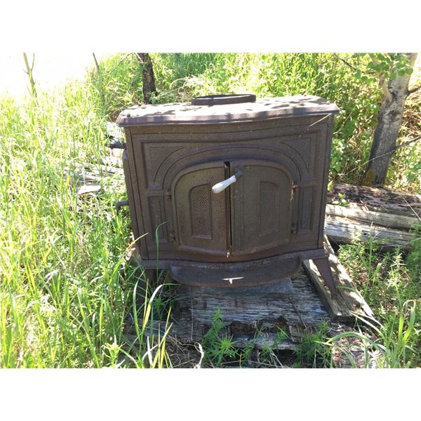 Metal Stove - PICK UP ONLY AT FARM VERY HEAVY